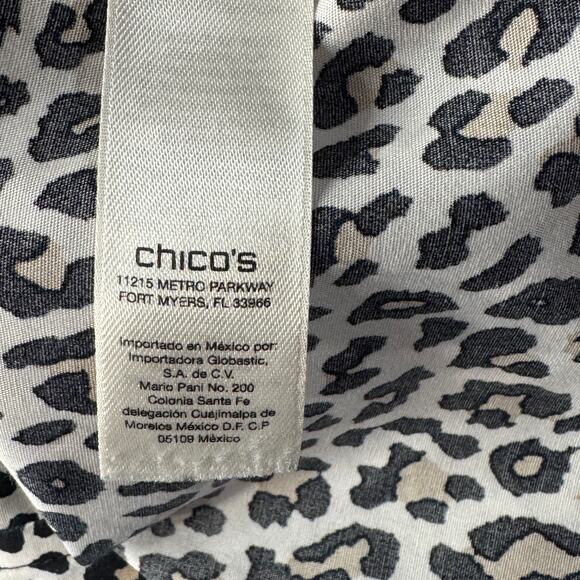 Chico’s SZ 1 (Medium) Top Leopard Zebra Print Button-Up 3/4 Sleeves Hi-Low Hem - Picture 9 of 10